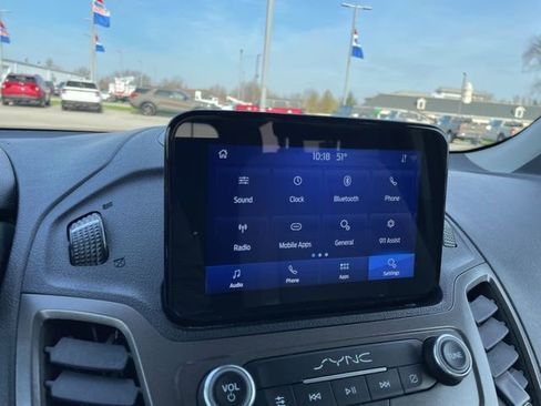 Used 2023 Ford Transit Connect XLT image 32