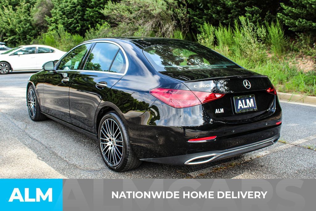 Used 2024 Mercedes-Benz C 300 Sedan image 4