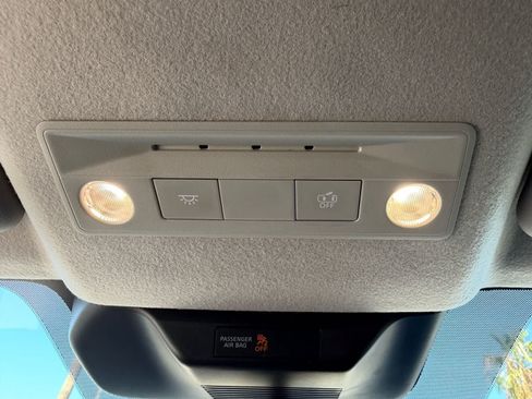 Certified 2025 Nissan Kicks SV FWD image 28