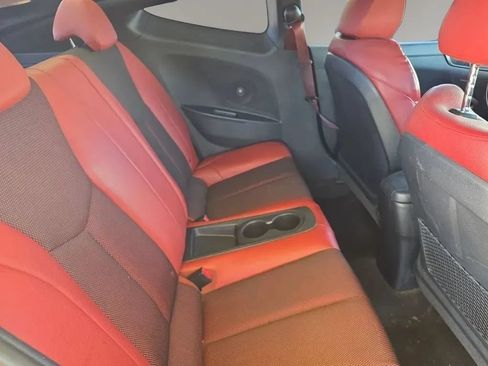 Used 2017 Hyundai Veloster Turbo R-Spec FWD image 15