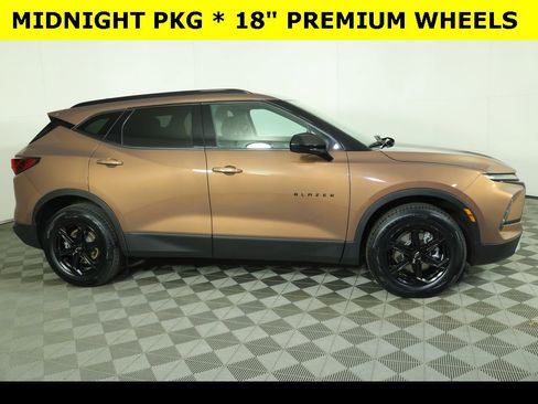 Used 2023 Chevrolet Blazer LT w/ Convenience Package image 9