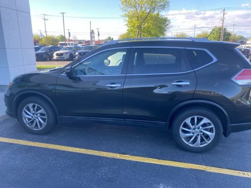 Used 2014 Nissan Rogue SL AWD/4WD image 7