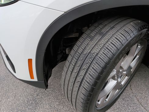 Certified 2024 BMW X3 xDrive30i w/ Convenience Package w/ZPA image 12