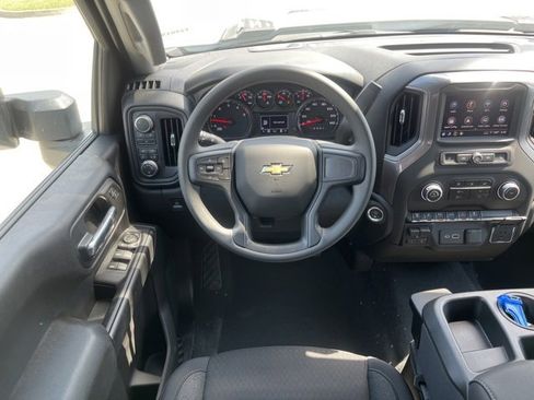 New 2024 Chevrolet Silverado 2500 Custom w/ Custom Value Package image 31