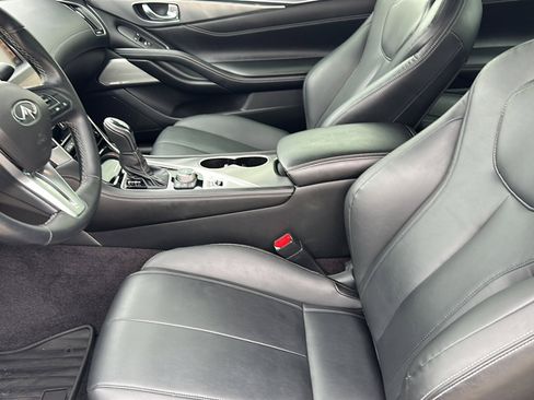 Used 2019 INFINITI Q60 3.0t Luxe w/ Essential Package image 13
