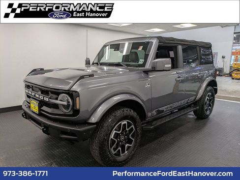 Used 2021 Ford Bronco Outer Banks image 1