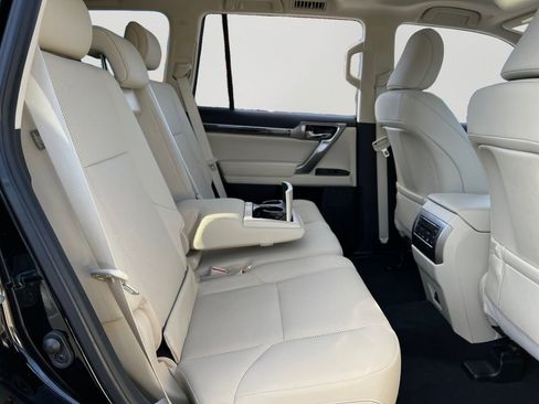 Certified 2023 Lexus GX 460 Premium image 8