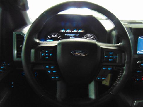 Used 2018 Ford F150 XLT w/ Equipment Group 302A Luxury image 15