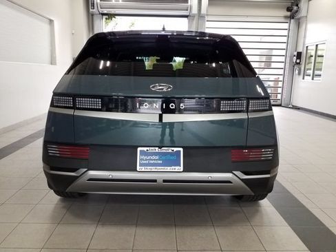 Certified 2024 Hyundai Ioniq 5 SEL RWD image 20