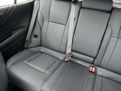 Certified 2025 Subaru Outback Limited image 12