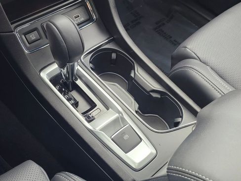 Used 2023 Subaru Ascent Limited w/ Technology Package image 37