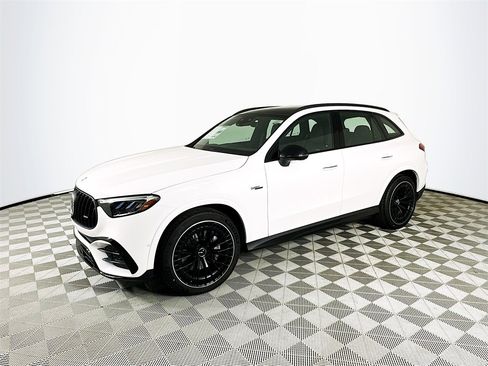 New 2026 Mercedes-Benz GLC 43 AMG 4MATIC image 3
