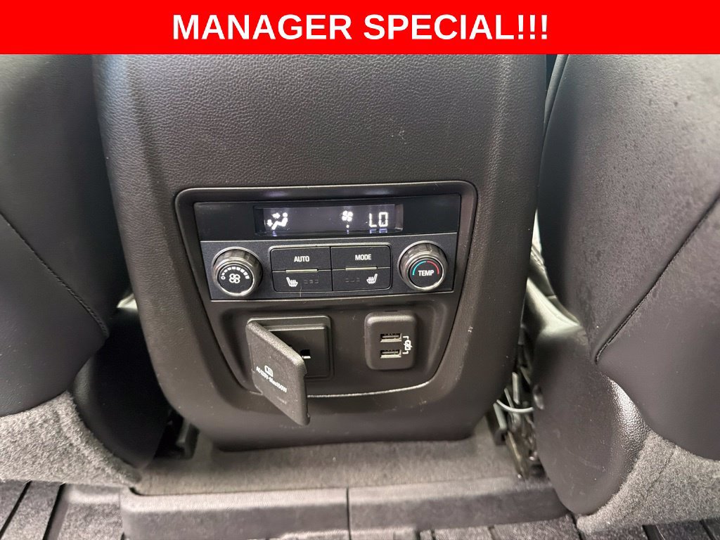 Used 2019 Buick Enclave Avenir w/ Avenir Technology Package AWD/4WD image 19