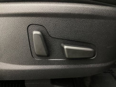 Used 2020 Hyundai Santa Fe Limited image 40