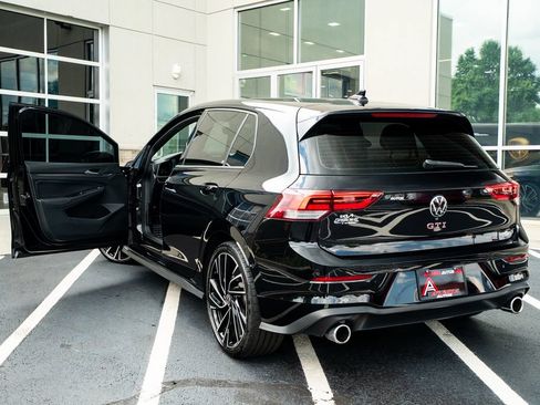 Used 2023 Volkswagen GTI Autobahn FWD image 15