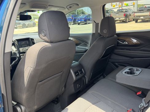 Used 2020 GMC Terrain SLE FWD image 13