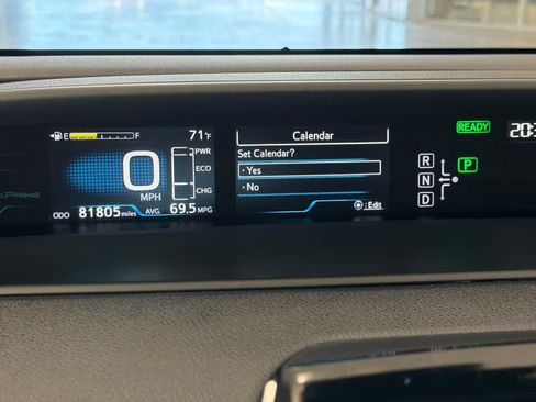 Used 2017 Toyota Prius Prime Plus FWD image 28