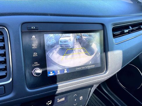 Used 2019 Honda HR-V EX image 28