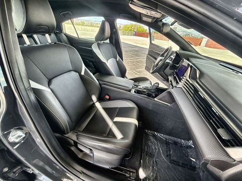 Used 2025 Toyota Camry SE image 20