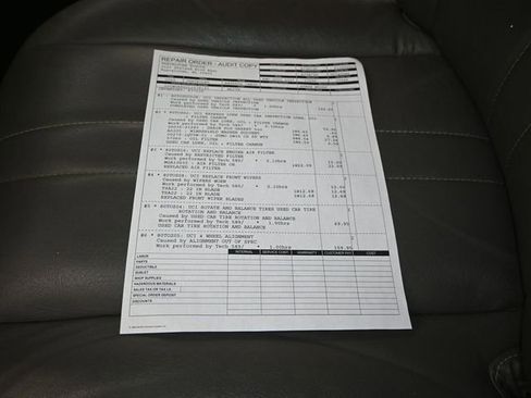 Used 2020 Chevrolet Express 2500 w/ Driver Convenience Package RWD image 4