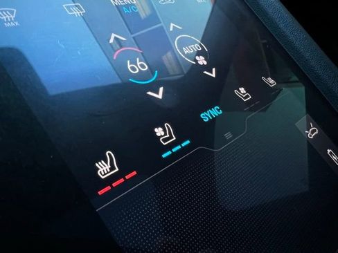 Used 2022 Porsche Taycan 4 Cross Turismo w/ Premium Package image 32