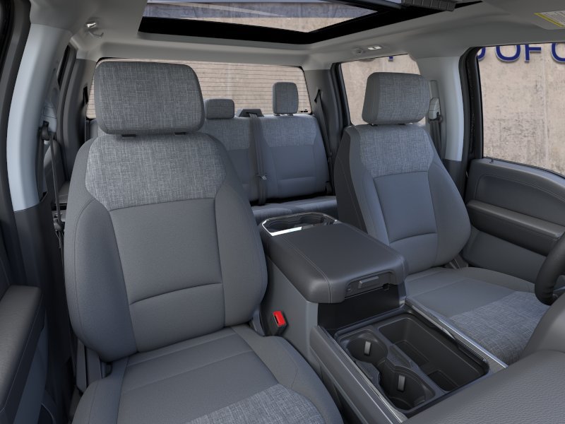 New 2025 Ford F250 XLT w/ Black Appearance Package AWD/4WD image 10