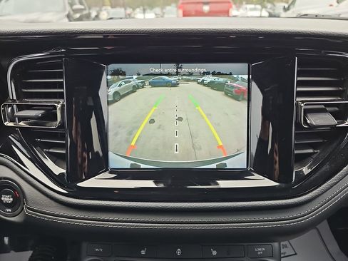 Used 2022 Dodge Durango GT image 28