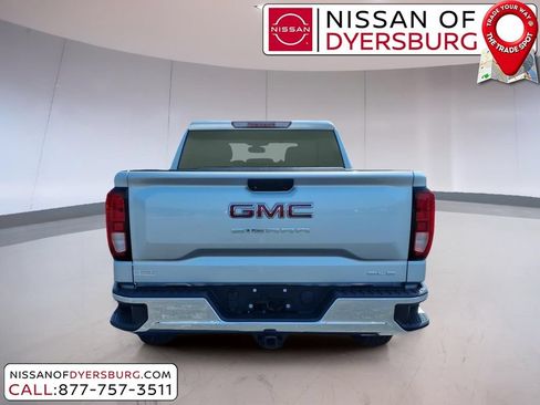 Used 2019 GMC Sierra 1500 SLE w/ SLE Value Package AWD/4WD image 4