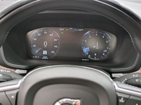 Used 2022 Volvo S60 B5 Momentum w/ Premium Package image 21