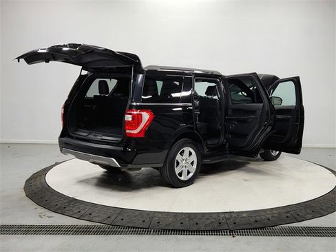 Used 2018 Ford Expedition XLT w/ Equipment Group 201A image 15