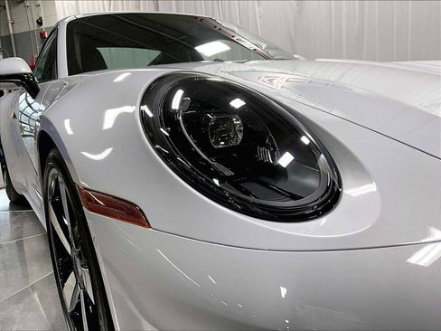 New 2026 Porsche 911 Carrera 4S image 12