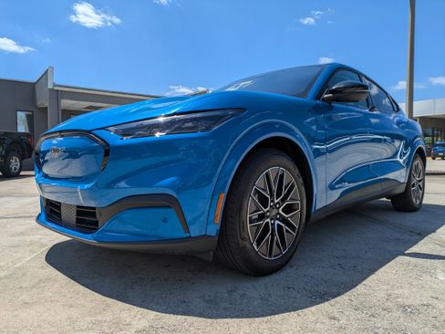 New 2026 Ford Mustang Mach-E Premium AWD/4WD image 8