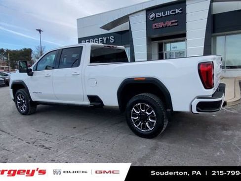 Certified 2022 GMC Sierra 3500 AT4 image 8