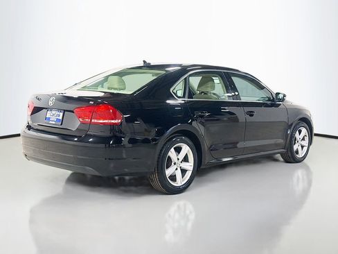 Used 2013 Volkswagen Passat 2.5 SE image 8