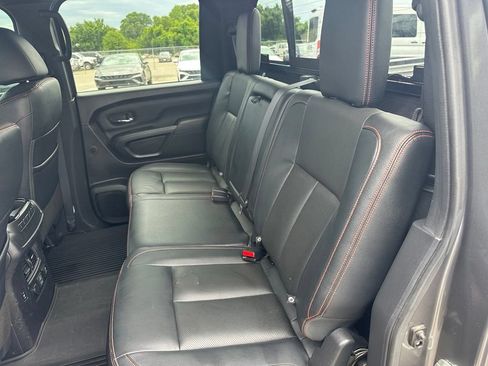 Used 2022 Nissan Titan PRO-4X w/ Pro-4x Convenience Package AWD/4WD image 27