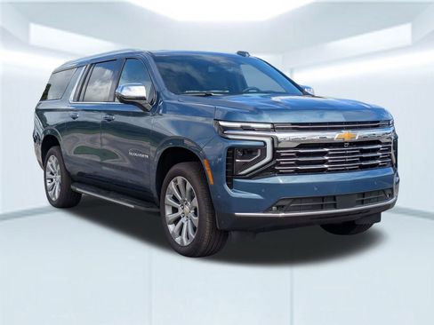 New 2025 Chevrolet Suburban Premier w/ Sun And Tow Package image 8