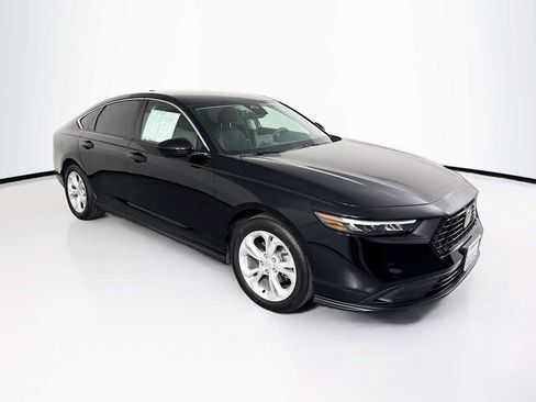 Certified 2025 Honda Accord LX image 1