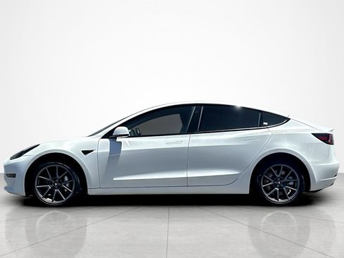 Used 2022 Tesla Model 3 Long Range AWD/4WD image 2