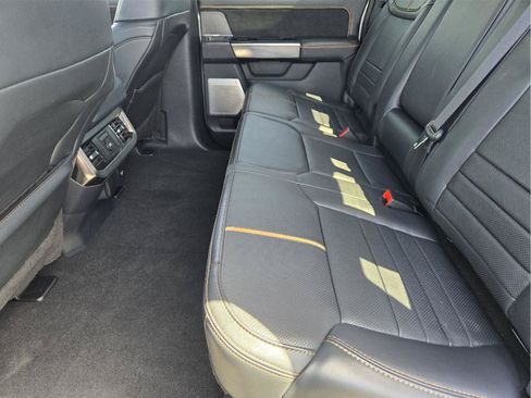 Used 2024 Ford F250 Platinum w/ Tremor Off-Road Package AWD/4WD image 27