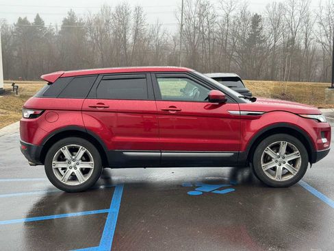 Used 2014 Land Rover Range Rover Evoque Pure Premium image 8