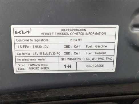 Used 2023 Kia Soul LX w/ LX Technology Package FWD image 24