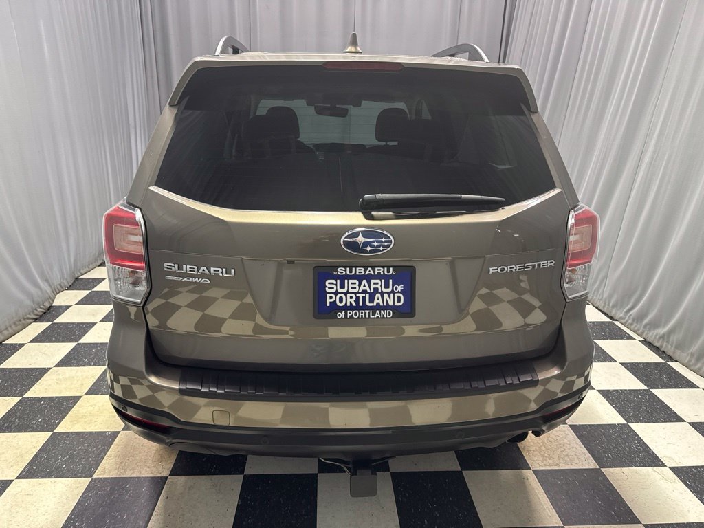 Used 2018 Subaru Forester 2.5i Touring w/ Popular Package #2 AWD/4WD image 5