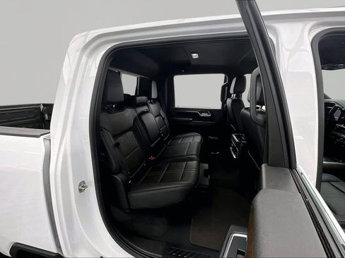 Used 2024 Chevrolet Silverado 2500 High Country AWD/4WD image 27