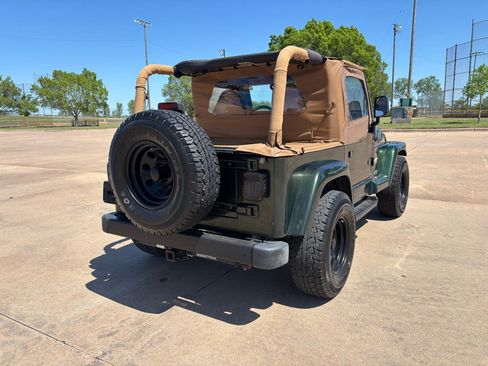 Used 1998 Jeep Wrangler Sahara AWD/4WD image 25