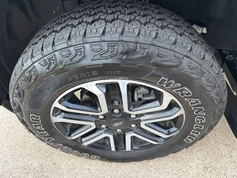 Used 2024 Ford Ranger Lariat w/ FX4 Off-Road Package image 22