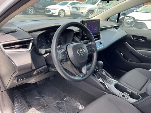 Used 2023 Toyota Corolla LE FWD image 16