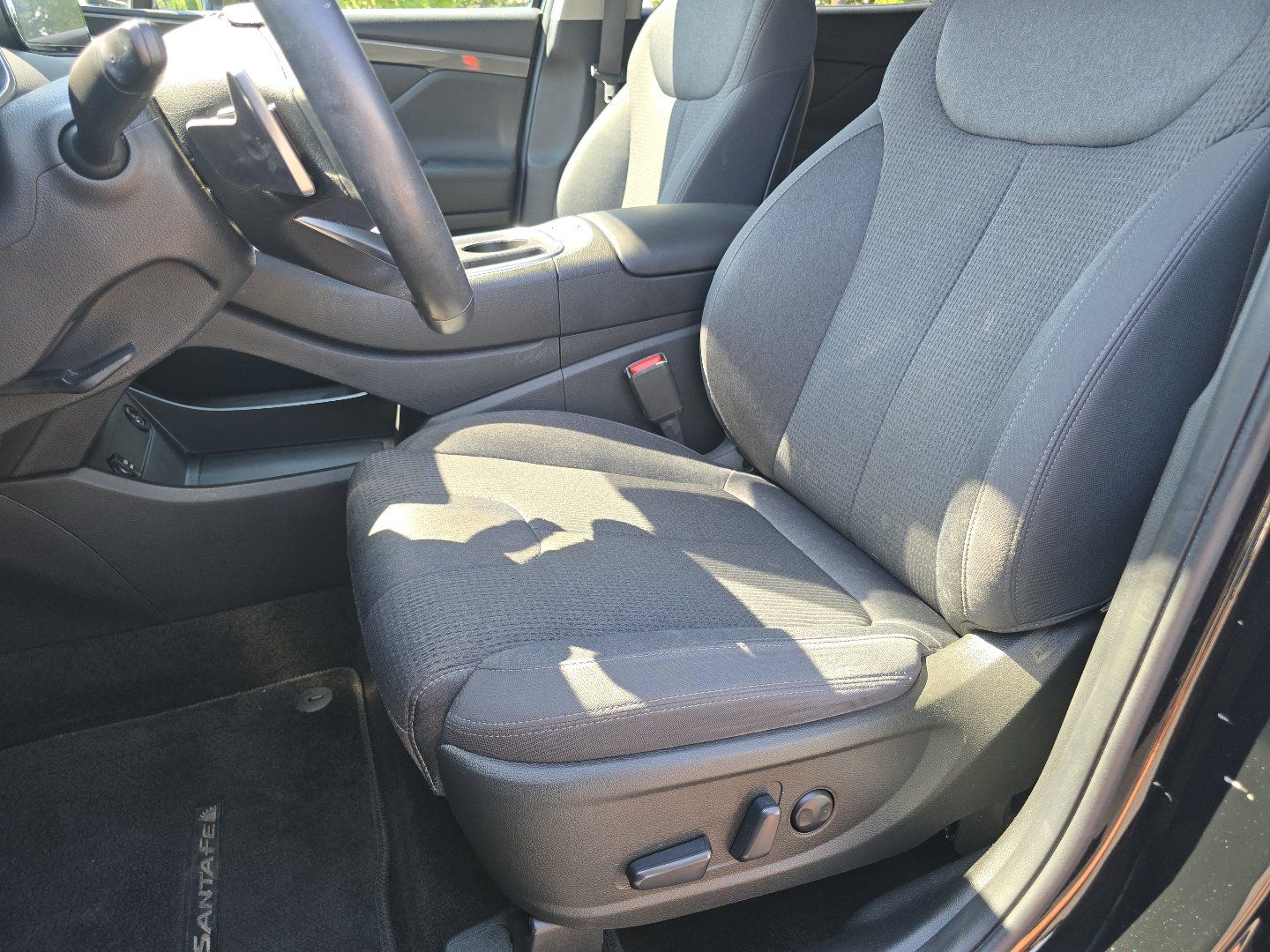 Used 2023 Hyundai Santa Fe SEL AWD/4WD image 35