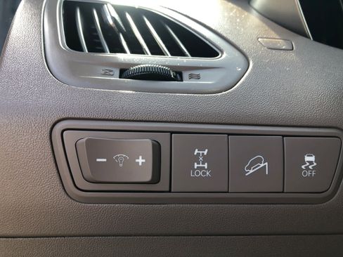 Used 2015 Hyundai Tucson SE AWD/4WD image 12