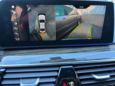 Used 2018 BMW 540i xDrive image 25