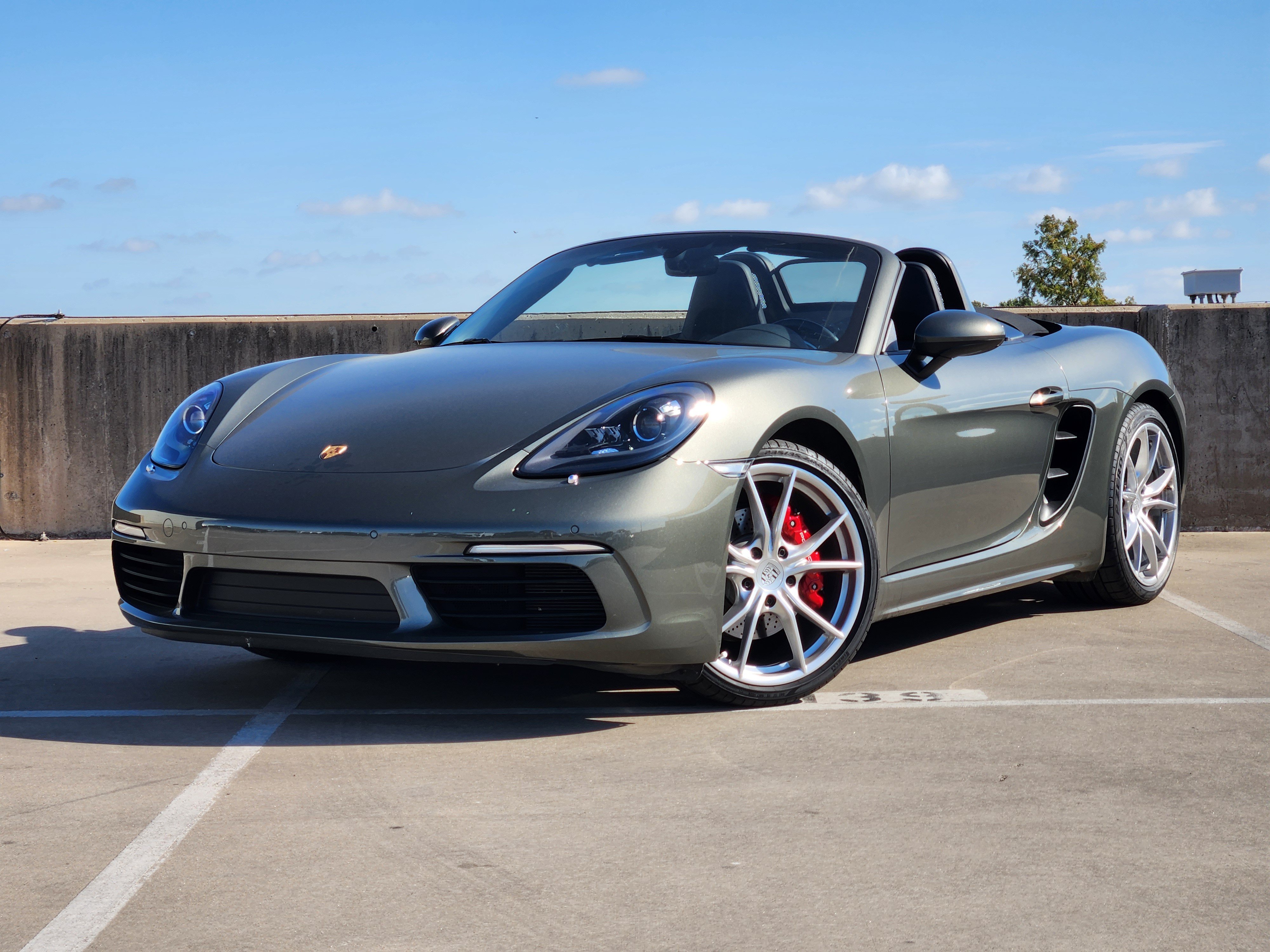Certified 2025 Porsche 718 Boxster S RWD image 1